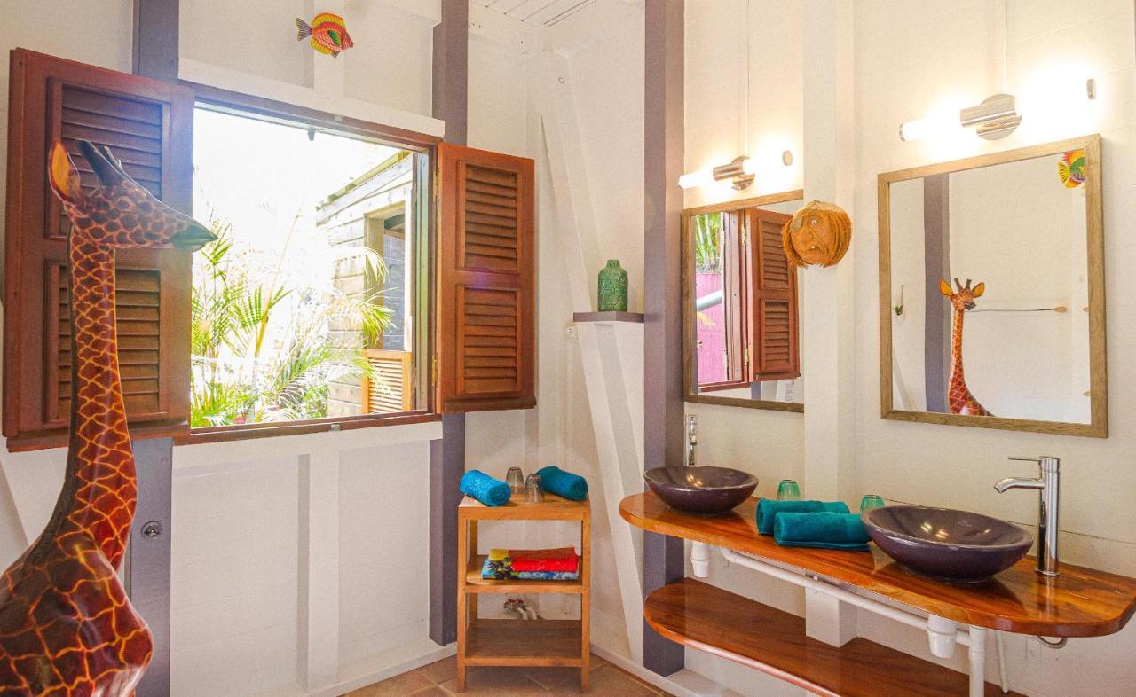 L'ilot Palmiers Guest house 4*